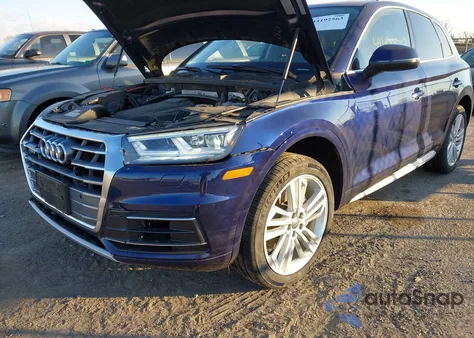 2018 Audi Q5 2.0T Premium/2.0T Tech Premium z USA, uszkodzony, nr VIN WA1BNAFY8J2218278